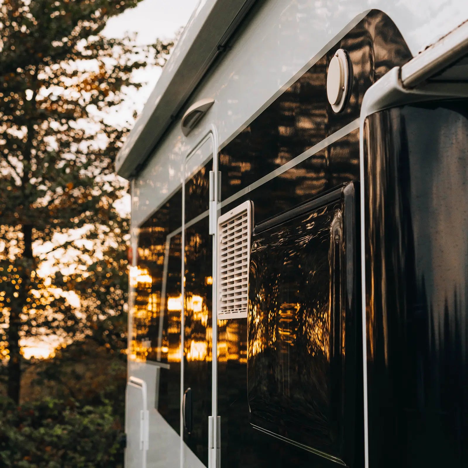 Vents & Fixtures