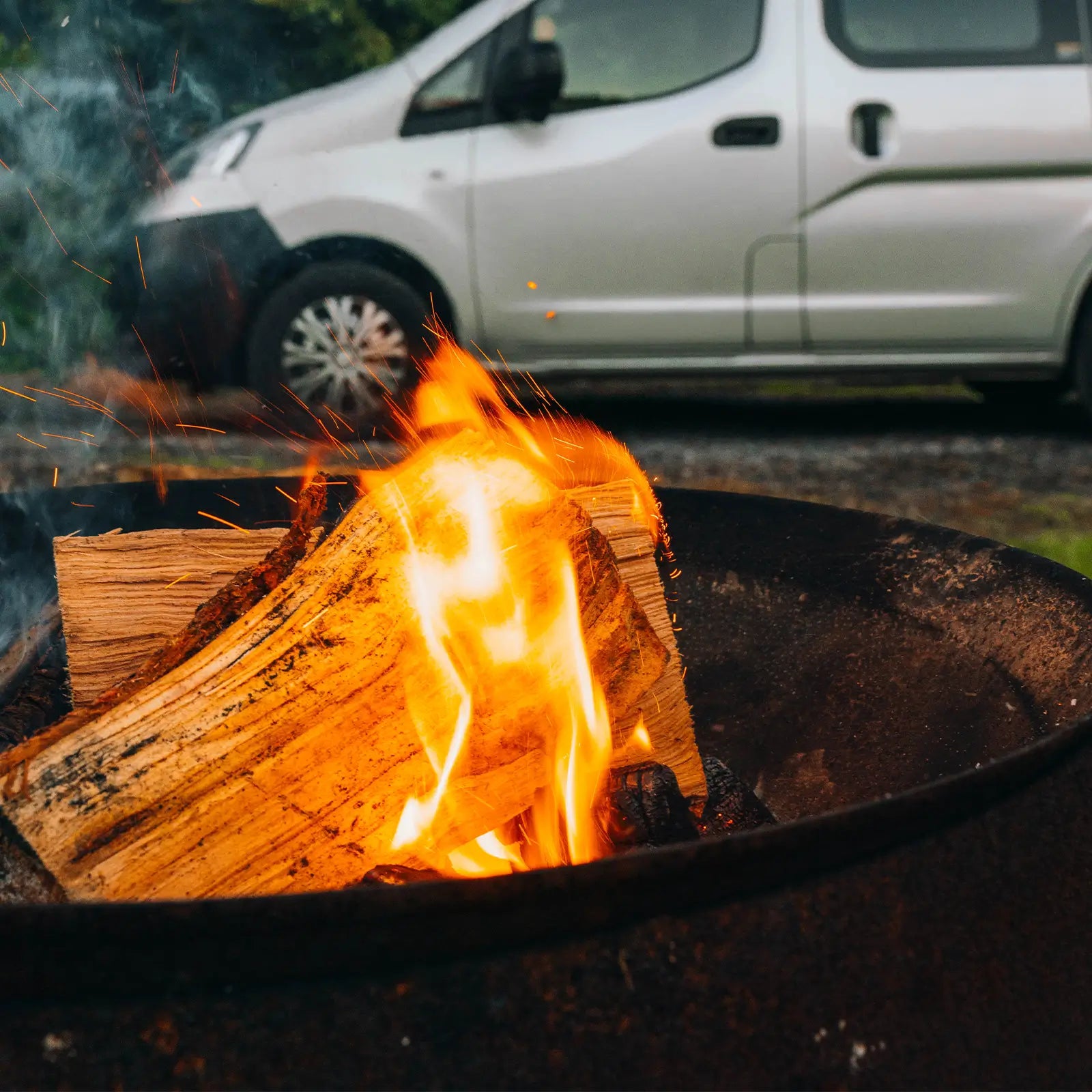 Fire Pits & Logs