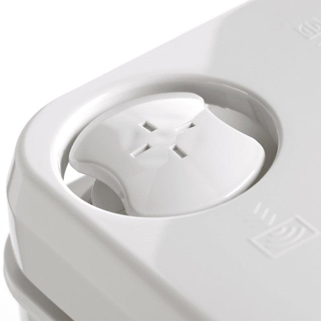 Dometic - Portable Toilet 976G 18.9L in White and Grey