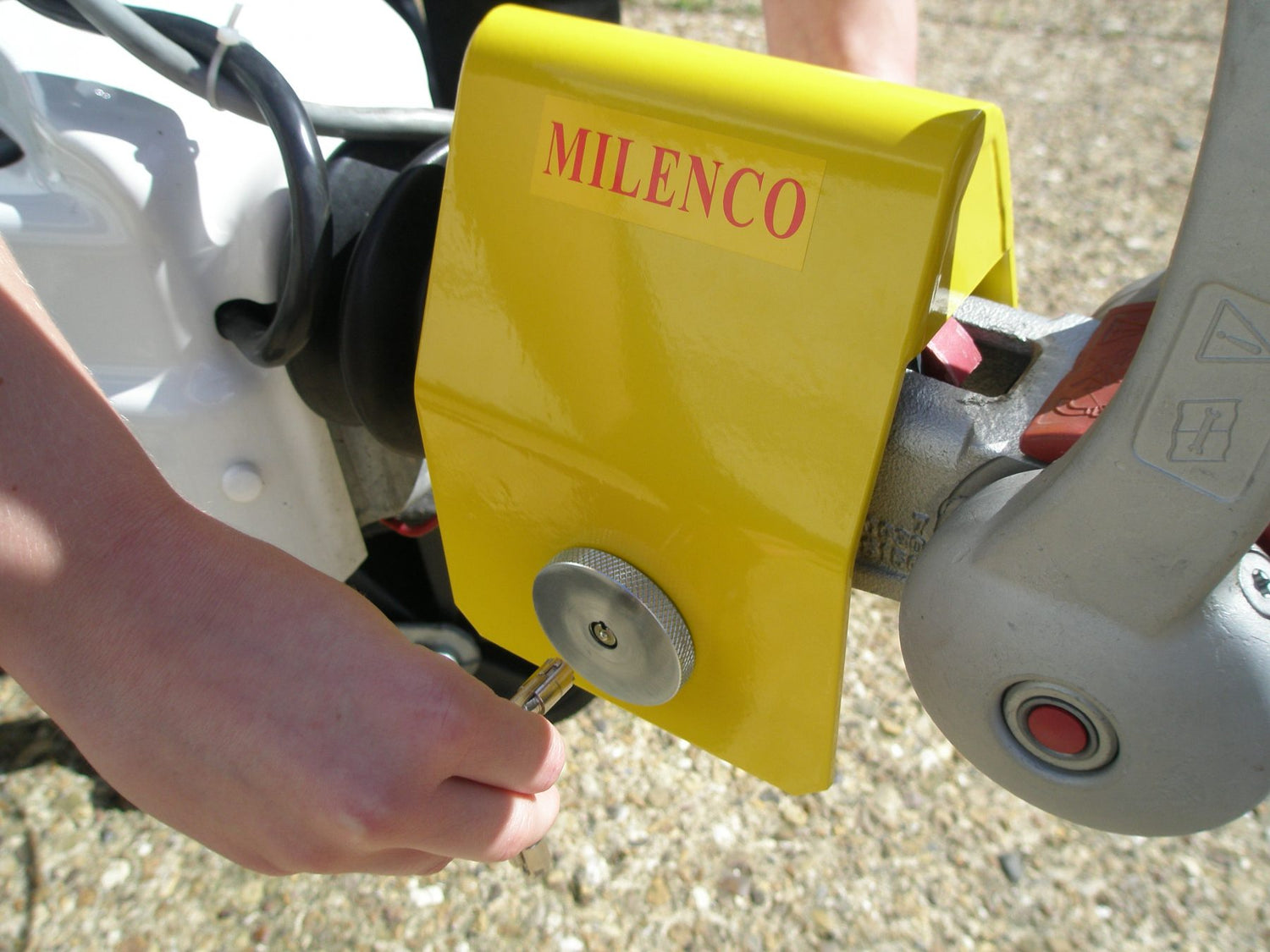 Milenco - Super Heavy-Duty AKS 3004 Hitchlock