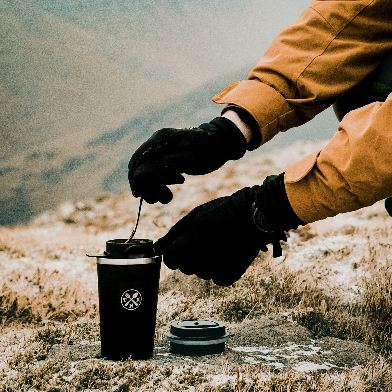 The Nomads Kitchen - Coffee Filter Mug | 380ml 2-in-1 Travel Brew Cup