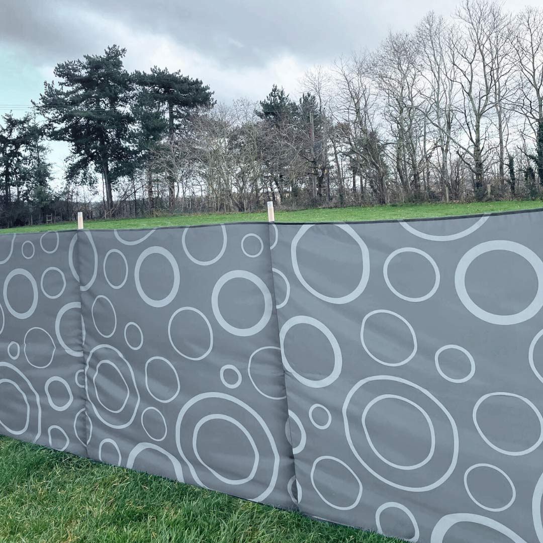 OLPRO - Dark Moon Folding Wooden Windbreak 5 Pole | OL671