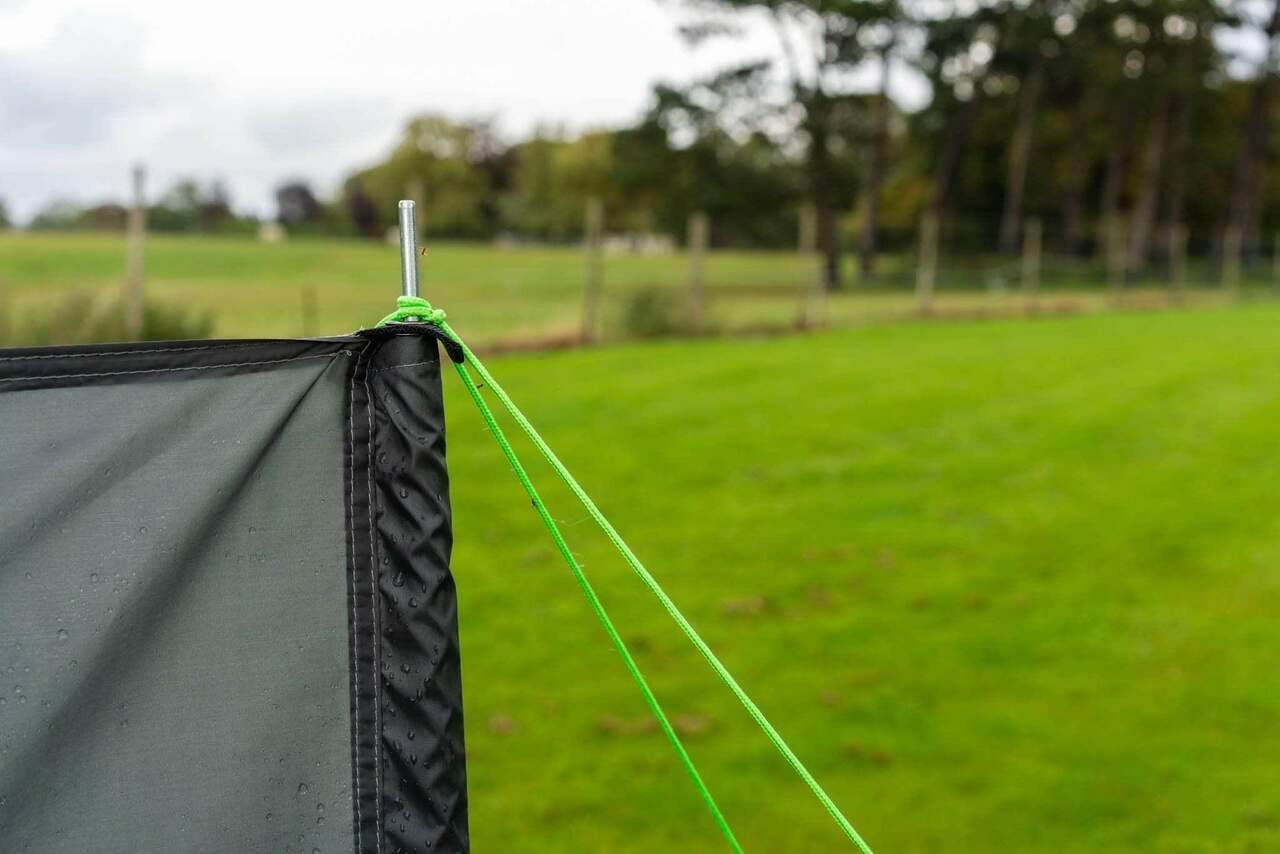 OLPRO - Charcoal Compact Vision Windbreak | OL667